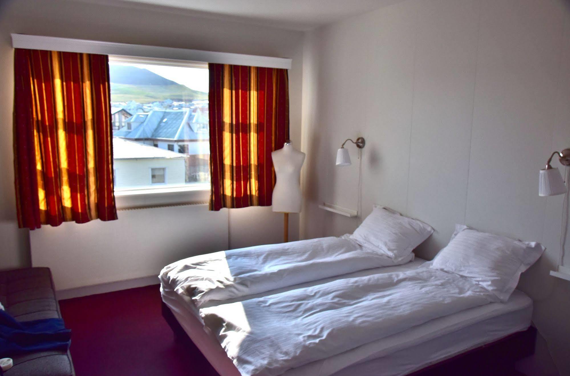 Guesthouse Hamar Vestmannaeyjar Bagian luar foto