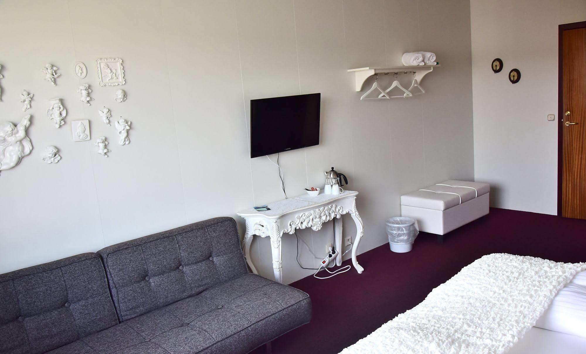 Guesthouse Hamar Vestmannaeyjar Bagian luar foto
